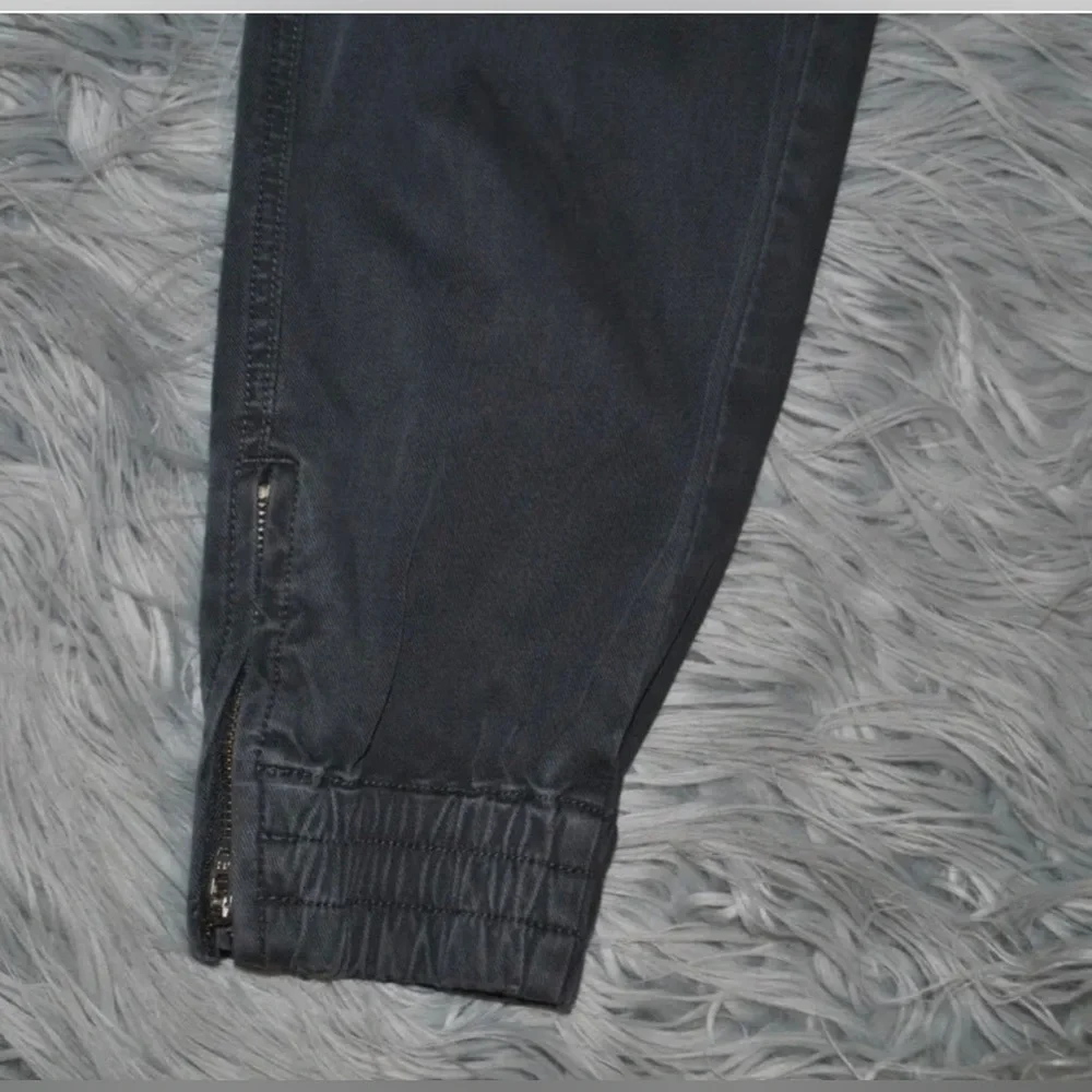 SPANX Stretch Twill Cargo Jogger Dark Gray/Charcoal Size M Womens - Picture 6 of 8